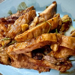 หมูย่างทรงเครื่อง