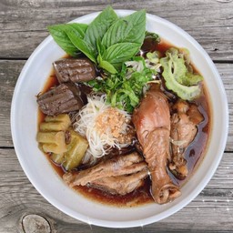 ก๋วยเตี๋ยวไก่ตุ๋นมะระ ไซส์XL