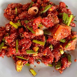 ก้อยดิบขม