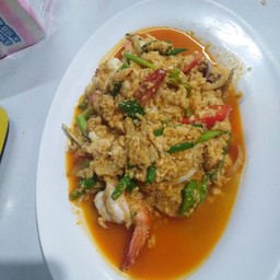 ทะเลผัดผงกระหรี่