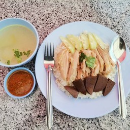 ร้านจ๊อด ข้าวมันไก่ ก๋วยเตี๋ยว ส้มตำ ทุ่งศรีเมือง