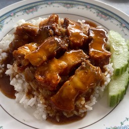 ข้าวหมูกรอบ