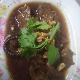 หมูตุ๋นเห็ดหอม