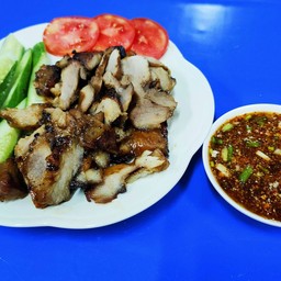 คอหมูย่าง น้ำจิ้มรสเด็ด