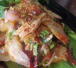 ยำคอหมูย่าง