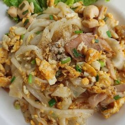 ก๋วยเตี๋ยวคั่วไก่