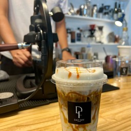 Caramel Macchiato 75฿