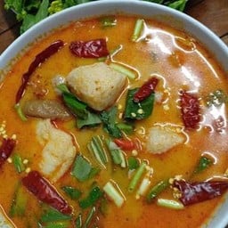 ต้มยำปลาดอลลี่