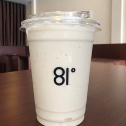 Fresh Milk Frappe นมสดปั่น