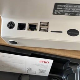 ฟาฟา น้ำผลไม้ปั่น สาขาเทิดราชัน -