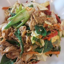 ผัดขี้เมา