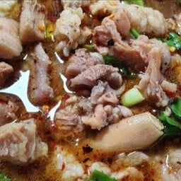 ลาบ ยำ ตำแซ่บ ตาษร