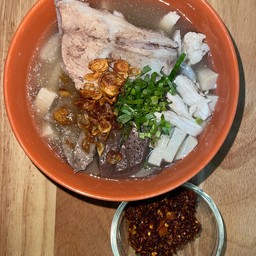ข้าวเปียกเส้นสด (ก๋วยจั๊บญวน)
