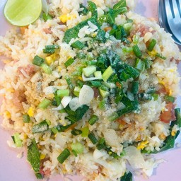 ข้าวผัดแหนม