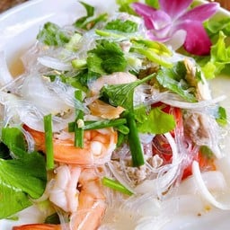 ยำวุ้นเส้นทะเล