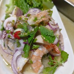 ยำวุ้นเส้นรวมมิตร