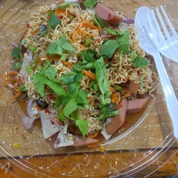 ยำ&ก๋วยเตี๋ยวน้องเฟสบุ๊ค