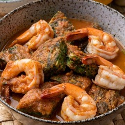 แกงส้มชะอมกุ้ง