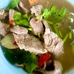 ต้มแซ่บเนื้อน่องลาย