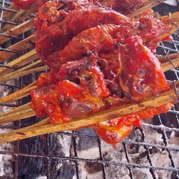 อุ๋ยส้มตำไก่ย่าง