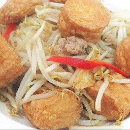 ผัดถั่วงอกเต้าหู้ไข่