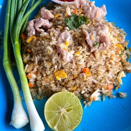 ข้าวผัดหมู