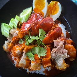ข้าวหมูกรอบ