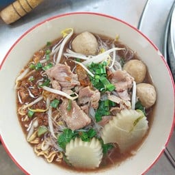ก๋วยเตี๋ยวเนื้อสด