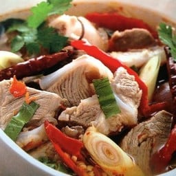 ต้มยำซี่โครงหมู