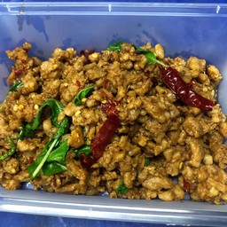 กะเพราหมูสับ (เป็นกับข้าว)