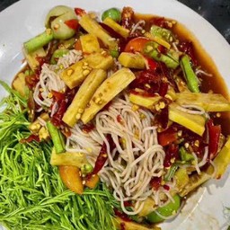 ตำข้าวปุ้นหน่อไม้