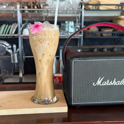 พบรัก คาเฟ่ พบรักคาเฟ่