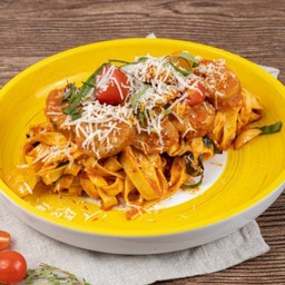 Italian Sausage Arrabbiata Pasta