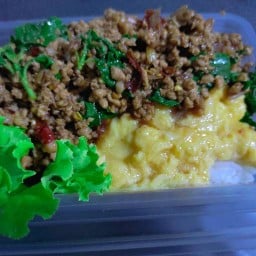 ยันเที่ยงคืน  (ไข่ข้นเลิฟเวอร์)