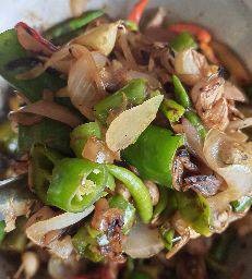 แจ่วลาวพริกสด+ผักสด+ไข่ต้ม2ใบ+ข้าวเหนียว