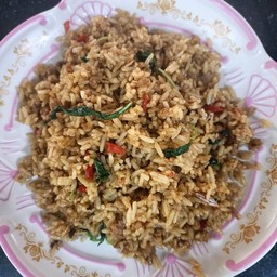 ผัดกะเพราคลุกข้าว