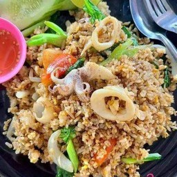 ข้าวผัดทะเล