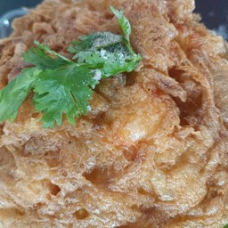 ไข่เจียวกุ้งราดข้าว