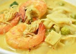 แกงกะทิกุ้งหน่อไม้ดอง