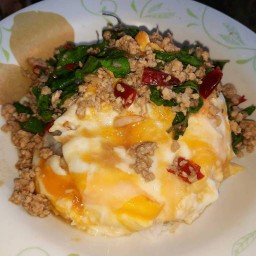 ครัวคุณนะ กะเพราไข่ข้น