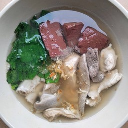 ต้มเลือดหมูตำลึง