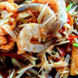 ตำกุ้งสด