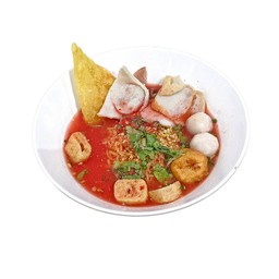ก๋วยเตี๋ยวเย็นตาโฟลูกชิ้นปลา