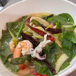 โป๊ะแตกทะเล