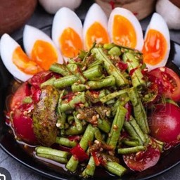 ตำถั่วไข่ต้ม