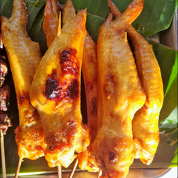 ปีกเต็มไก่ย่าง