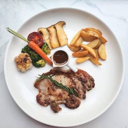 สเต็กหมูคุโรบุตะ