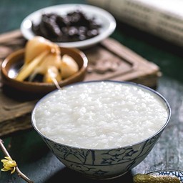 ข้าวต้มใบเตย