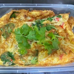 ข้าวไข่เจียวหมูสับโหระพา