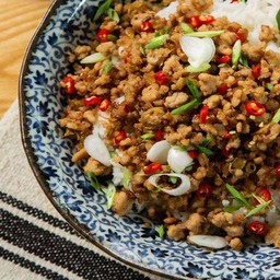 ข้าวราดหมูคาราเมลสไตล์เวียดนาม